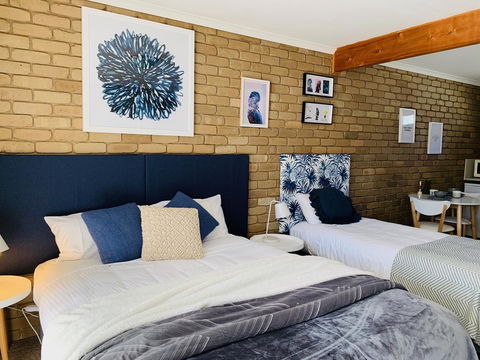 Mulwala Resort - E Caravan Parks 24