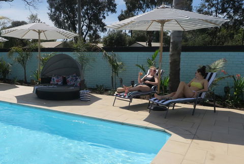 Mulwala Resort - E Caravan Parks 4