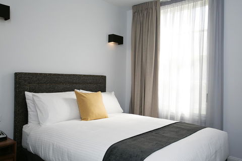 The Lucky Hotel - E Caravan Parks 28