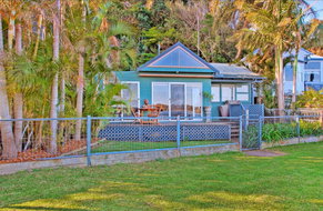 Book Marks Point Accommodation E Caravan Parks E Caravan Parks