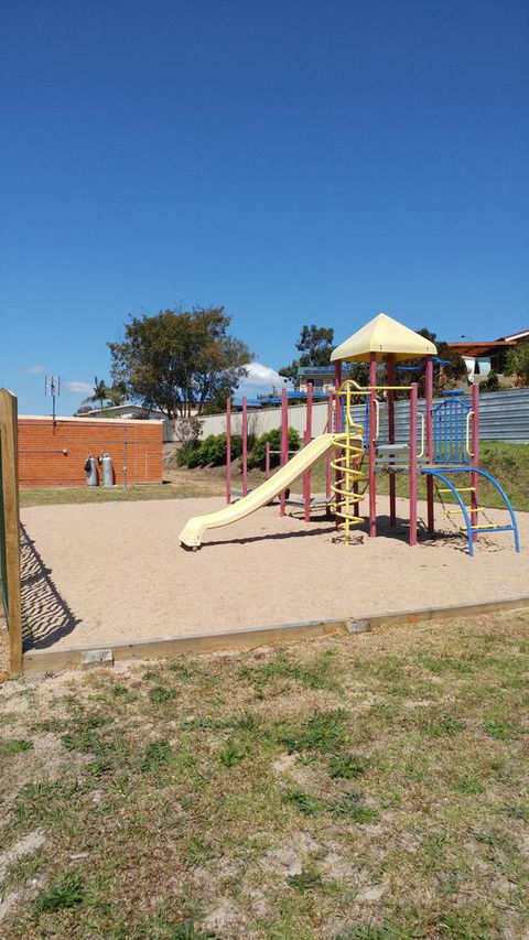 Eden Motel - E Caravan Parks 17