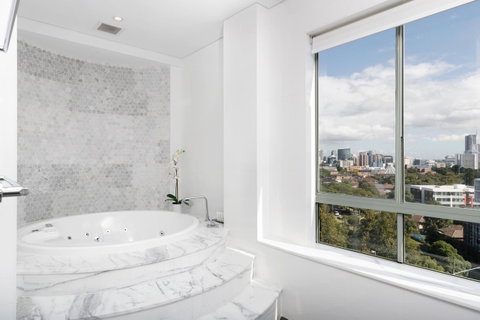 Rydges Parramatta - E Caravan Parks 8