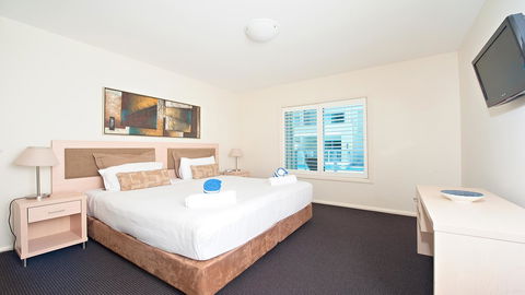 Pacific Blue, Salamander Bay - E Caravan Parks 9