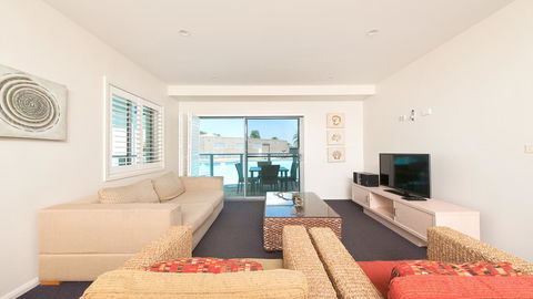 Pacific Blue, Salamander Bay - E Caravan Parks 34