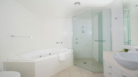 Pacific Blue, Salamander Bay - E Caravan Parks 8
