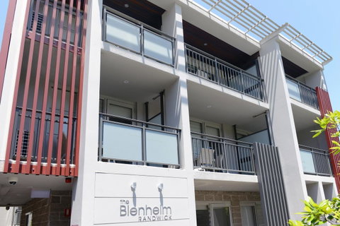 The Blenheim - E Caravan Parks 13