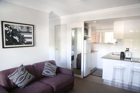 The Blenheim - E Caravan Parks 3