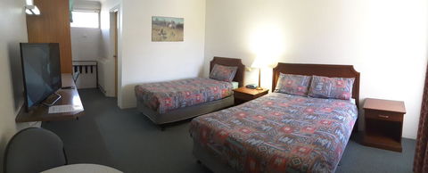 Cooma Motor Lodge Motel - E Caravan Parks 27