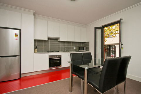 The Star Apartments - E Caravan Parks 4