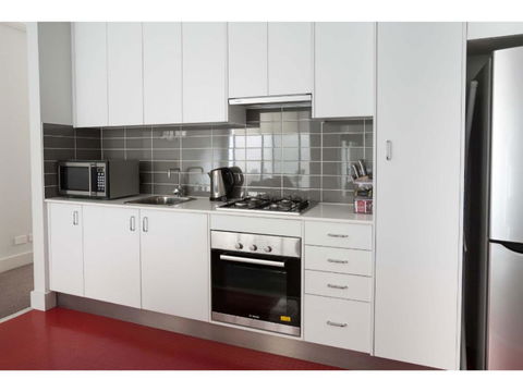 The Star Apartments - E Caravan Parks 27