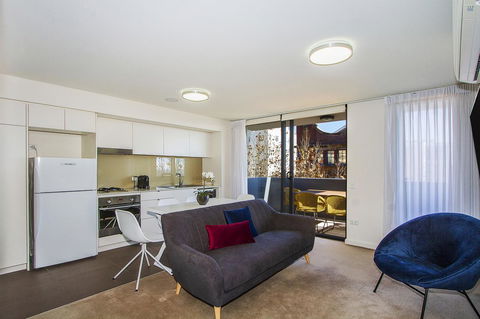 Terminus Apartment Hotel, Ascend Hotel Collection - E Caravan Parks 24