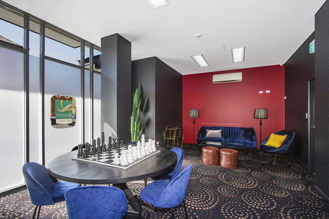 Terminus Apartment Hotel, Ascend Hotel Collection - E Caravan Parks 28