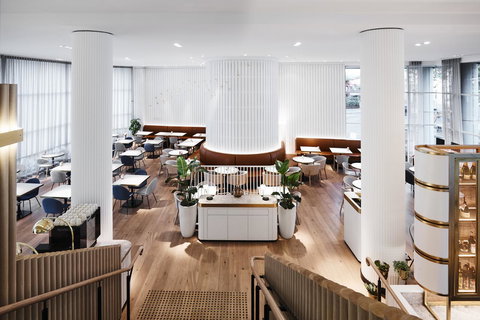 Novotel Sydney Darling Square - E Caravan Parks 15