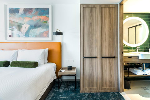 Novotel Sydney Darling Square - E Caravan Parks 34