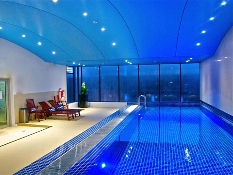 Novotel Sydney Darling Square - E Caravan Parks 9