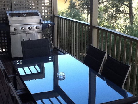 Villa De Saran Located Within Cypress Lakes - E Caravan Parks 9