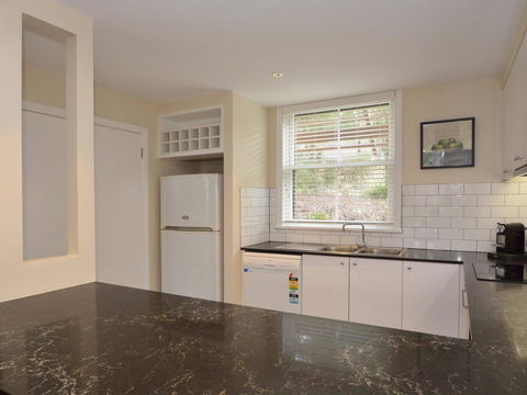 Villa De Saran Located Within Cypress Lakes - E Caravan Parks 2