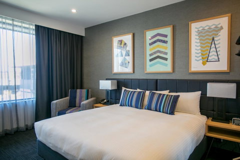 Alpha Hotel Eastern Creek - E Caravan Parks 38