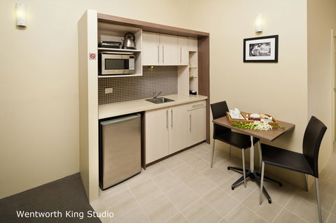 Best Western Plus Hotel Stellar - E Caravan Parks 41