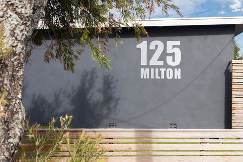 125 Milton - E Caravan Parks 1