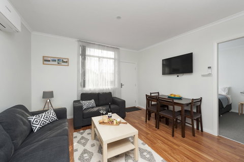 125 Milton - E Caravan Parks 4