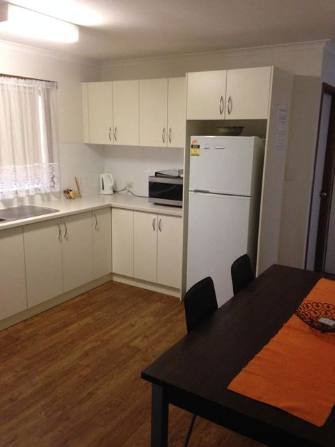 7 Melbourne Street - E Caravan Parks 9