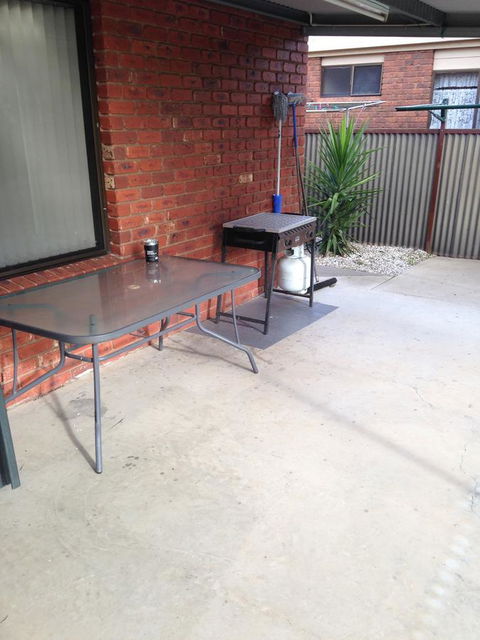 7 Melbourne Street - E Caravan Parks 4
