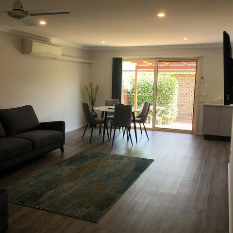 Tic Tac Toe Quality Accommodation - E Caravan Parks 8