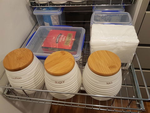 Arena Luxury Beachfront Apartment - E Caravan Parks 20