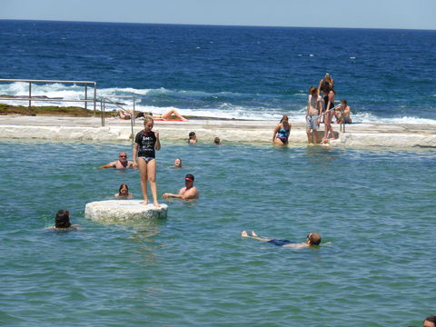 Arena Luxury Beachfront Apartment - E Caravan Parks 33