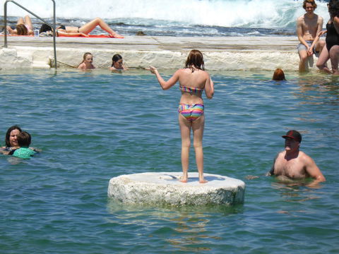 Arena Luxury Beachfront Apartment - E Caravan Parks 9