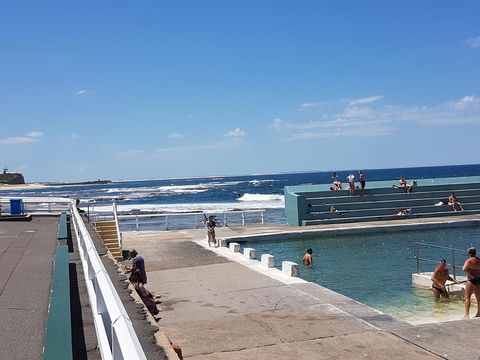 Arena Luxury Beachfront Apartment - E Caravan Parks 8