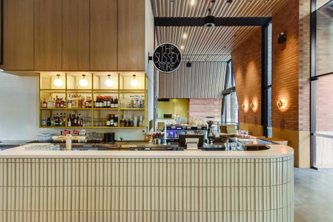 Vibe Hotel Sydney Darling Harbour - E Caravan Parks 30