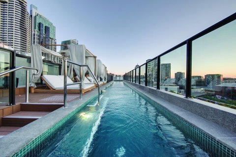 Vibe Hotel Sydney Darling Harbour - E Caravan Parks 25