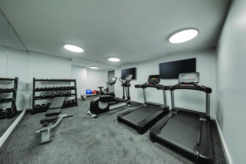 Vibe Hotel Sydney Darling Harbour - E Caravan Parks 17