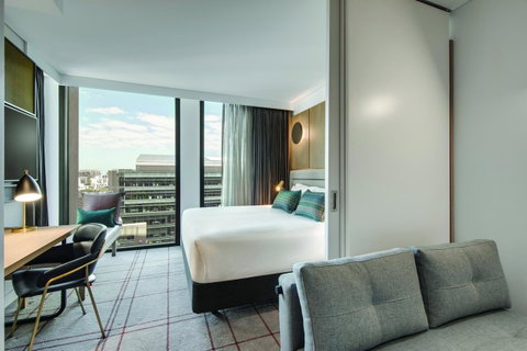 Vibe Hotel Sydney Darling Harbour - E Caravan Parks 28