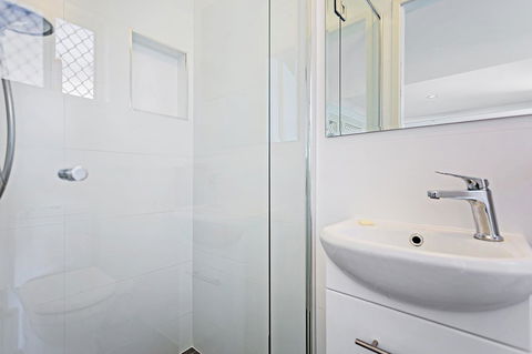 Foreshore Drive, 123, Sandranch - E Caravan Parks 13