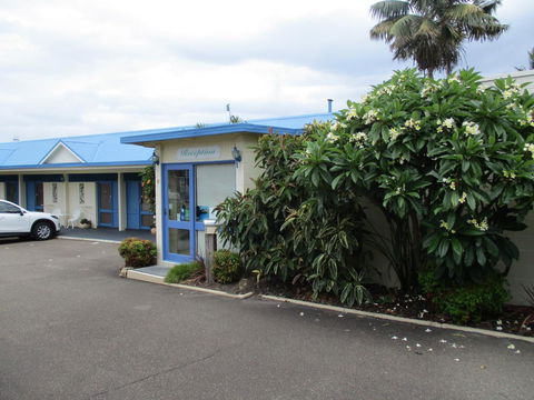 South Seas Motel - E Caravan Parks 19