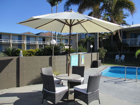 South Seas Motel - E Caravan Parks 0