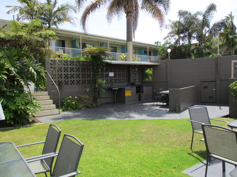 South Seas Motel - E Caravan Parks 20
