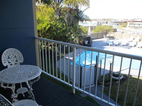 South Seas Motel - E Caravan Parks 7