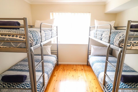 Coastal Horizons Beach House - E Caravan Parks 6
