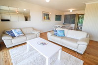 Book Caves Beach Accommodation Vacations E Caravan Parks E Caravan Parks