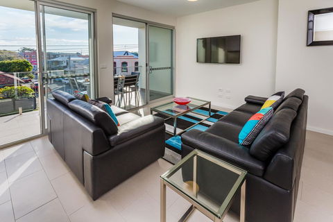 Hamilton Executive Apartments - E Caravan Parks 37