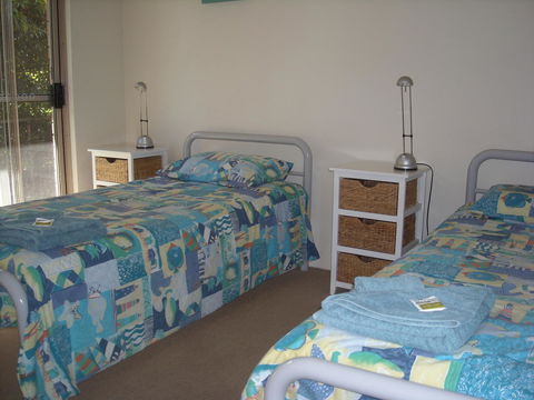 Beaches Apartments Merimbula - E Caravan Parks 7