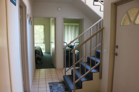 Beaches Apartments Merimbula - E Caravan Parks 16
