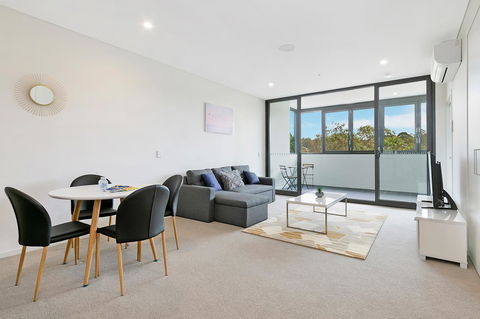 Stylish And Neat Two Bed Apartment In Wentworth Point - E Caravan Parks 4