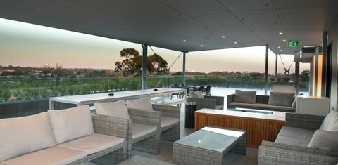 Studio 8 Residences - Adults Only - E Caravan Parks 7