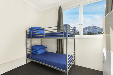 Mad Monkey Downtown - E Caravan Parks 12
