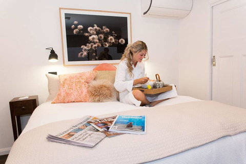 Belisi Farmstay Cottage - E Caravan Parks 9